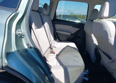 2016 Subaru Forester 2.5I Premium z USA, uszkodzony, nr VIN JF2SJAFC0GH526865